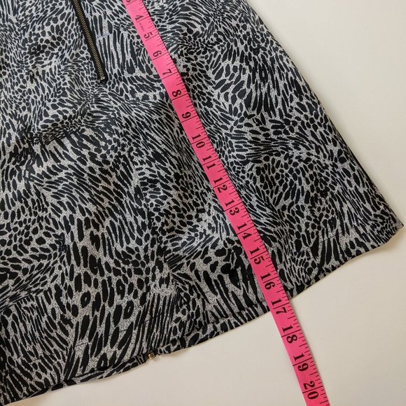 Guess XS Black & White Leopard Pattern Stretch Dress with Adjustable Straps - Picture 16 of 16